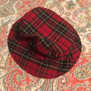 Totes rain hat; red scotch plaid; new condition
